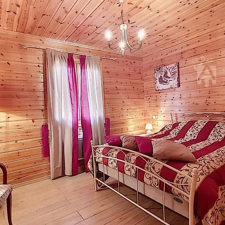 Lorine Saint-Pierre-Colamine